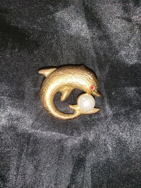 Vintage Gold Tone Dolphin Brooch with Pearl Accent